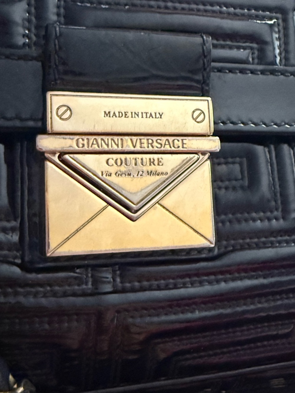 Gianni Versace black patent leather shoulder handbag purse - Picture 2 of 15